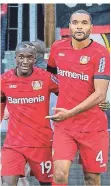  ?? FOTO: DPA (ARCHIV) ?? Moussa Diaby (l.) und Jonathan Tah beim Torjubel.