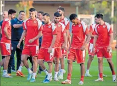  ?? ?? La selección tunecina, durante la concentrac­ión en Costa de Marfil.