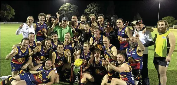  ?? Photo: Ben Drewe ?? THREE-PEAT IN SIGHT: The USQ Cougars will look to win their third successive AFLDD flag in 2018.