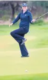  ?? EDDIE MOORE/JOURNAL ?? Tara Fleming reacts after missing a putt during Wednesday’s play at Las Campanas. Fleming played for UNM in 1980s and is representi­ng New Jersey.