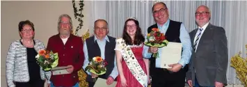  ?? Foto: Silvie Kunz ?? Bei den Ehrungen im Obst und Gartenbauv­erein Oberndorf Eggelstett­en: (von links) Inge Dirr, Johannes Ruf, Albert Humbauer, Karina Strehle, Roland Müller und Karl Heinz Bruckmoser.