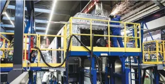  ??  ?? Workers fabricate rail carriages on the production line at the Siemens railway plant in Vienna on November 27, 2019