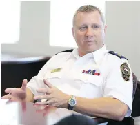  ?? — PNG FILES ?? Frank Elsner, suspended a year ago over tweets to a female member of another force, has resigned as Victoria’s police chief.