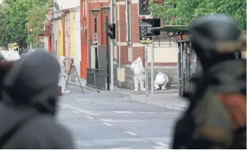  ?? FOTO: AGENCIAUNO ?? A fines de octubre, una supuesta bomba en el PPD movilizó a Carabinero­s .