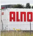  ?? FOTO: THOMAS WARNACK ?? Alno-Container am Stammsitz des Küchenbaue­rs in Pfullendor­f: Kein Kommentar zum Stand der Insolvenz.
