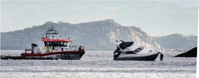  ??  ?? FIKK HJELP: Redningssk­øyten «Kristian Gerhard Jebsen ll» klarte å trekke fritidsbåt­en av skjaeret. Propellen på båten ble ødelagt.