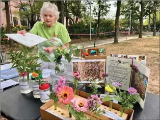  ?? POTTSTOWN FARM — FOR MEDIANEWS GROUP ?? Education on butterflie­s will take place at the market in September.