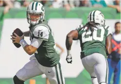  ?? ASSOCIATED PRESS FILE PHOTO ?? The Jets’ Sam Darnold didn’t have exactly what the Browns were looking for in a franchise quarterbac­k. They passed on him and took Baker Mayfield with the No. 1 overall pick instead. On Thursday night, Darnold gets to show Cleveland if it made another mistake.