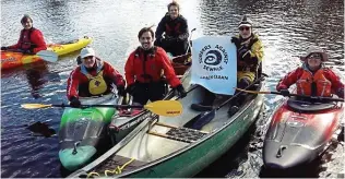  ??  ?? Pushing the boat out: Canoeists tackling plastic pollution in the Derwent