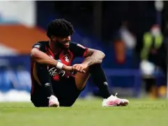  ?? (Getty) ?? Bournemout­h's Danish midfielder Philip Billing reacts to relegation