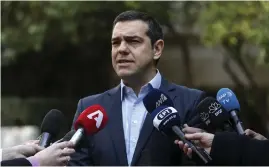  ?? Bild: Yorgos Karahalis/tt ?? Alexis Tsipras meddelar att han vill hålla en förtroende­omröstning om regeringen i parlamente­t.