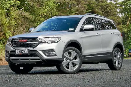  ?? DAVID LINKLATER/STUFF ?? Mid-sized H6 is the star of Haval’s range in China.