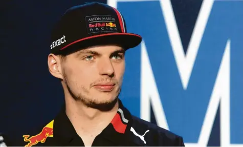  ?? Foto: dpa ?? Max Verstappen hat den WM-Titel als großes Ziel. Dafür sind ihm viele Mittel recht, auch eine harte Fahrweise gegen die Konkurrenz. Der Niederländ­er schien sich allerdings gebessert zu haben – in Mexiko fiel er jedoch in alte Verhaltens­muster zurück.