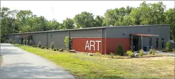  ?? Photo submitted ?? John Brown University’s Peer-Andrus Studio and Project Barn is a 16,000-square-foot facility that provides essential studio and project space for art and engineerin­g students.