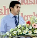  ??  ?? Internatio­nal Ltd General Manager Tikiri Seneviratn­e addressing Dash Laundry Soap launch event