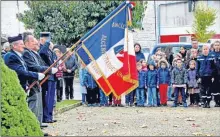  ??  ?? Montaigu : en présence des fidèles porte-drapeaux