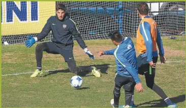  ?? FOTOBAIRES ?? A PUNTO. Todo indica que el próximo sábado Centurión ingresará por Junior Benítez.