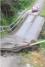  ??  ?? The collapsed bridge at Kampung Segar.