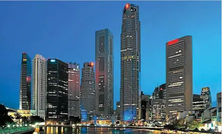  ?? ?? Centro financiero de la ciudad-estado de Singapur.