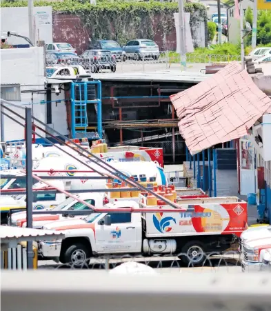  ?? WENDY LAZCANO ?? El pasado martes gaseros hicieron paro para protestar por el recorte a sus comisiones