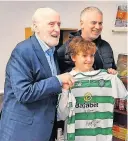  ?? ?? Celtic legend
McGrain meets fans