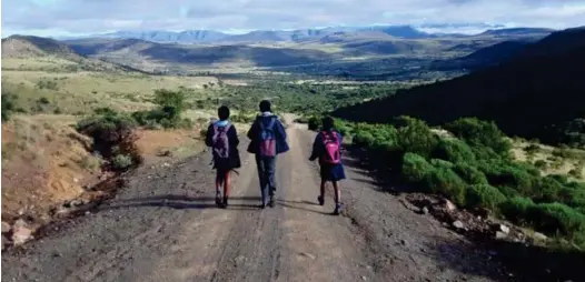  ?? Photo: Yonela Ngqukuvana, ?? Learners walk between ten and 18km a day to go to Pakamani Senior Secondary School outside Komani, Eastern Cape.