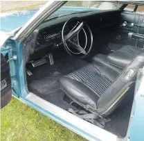  ??  ?? Left: The Chrysler 300 convertibl­e needed bodywork including replacemen­t of the rear fender bottoms and trunk floor. Right: The sporty interior of the restored 1970 Chrysler 300 convertibl­e.