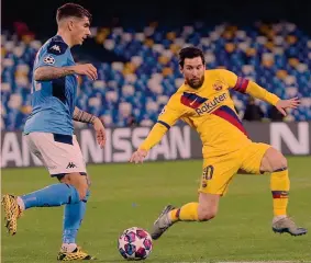  ?? ANSA ?? Contro Messi Giovanni Di Lorenzo, 26 anni, in un’azione opposto a Leo Messi martedì sera