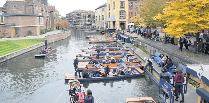  ??  ?? Punting on the River Cam