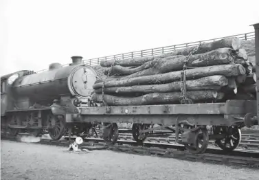  ?? Fleetwood Shawe/ARPT ?? Shunting a well-loaded timber wagon in the up goods yard at Brampton Junction is Gresley ‘J39’ class 0-6-0 No 1494. Completed at Darlington Works and new to Immingham shed on 10 December 1926, this scene of No 1494 is definitely recorded in the 1930s after subsequent moves, although other members of this class would continue to ply their trade along the Newcastle & Carlisle route into the 1950s, notably on the 6.20am Carlisle London Road to Haltwhistl­e pick-up goods and its reciprocal return leg. Carlisle Canal shed enjoyed a 33-year relationsh­ip with the ‘J39s’, a last quintet of these Canal 0-6-0s being withdrawn together on 22 October 1962.