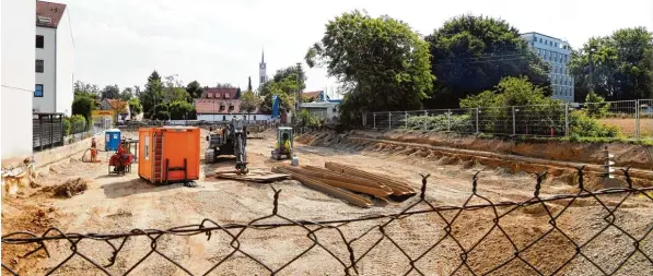  ?? Foto: Marcus Merk ?? Dies ist der erste Teil des Schuster Areals in Neusäß, der bebaut wird. Hier wird ein Ärztehaus entstehen.