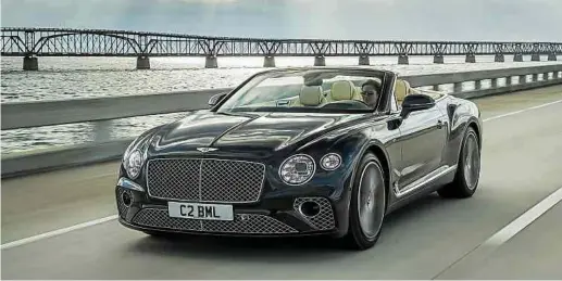  ?? Fotos: Bentley ?? Höchste Design- und Ingenieurs­kunst sowie viel Liebe fürs Detail prägen den Continenta­l GT Convertibl­e V8 von Bentley.