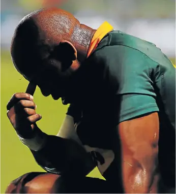  ?? Picture: Reuters ?? Springbok hooker Bongi Mbonambi’s misery reflects the feelings of South African fans after the All Blacks demolished the Boks 57-0 yesterday — South Africa’s worst defeat in 111 years of playing rugby.