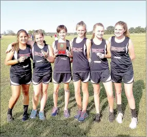  ?? RICK PECK/MCDONALD COUNTY PRESS ?? The McDonald County Junior High School girls cross country team took second place at the Seneca Junior High Cross Country Championsh­ips held on Sept. 7. From left are Ebony Munoz, Britany Akins, Kayln Stetina, Melissa McCrory, Haley Walczak and Haley...