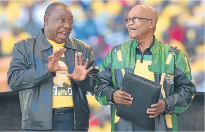  ?? Picture: SYDNEY SESHIBEDI ?? POWER COUPLE: Cyril Ramaphosa and Jacob Zuma share a joke at a campaign rally last month