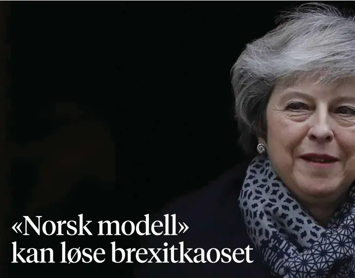  ??  ?? FÅR FORTSETTE: Storbritan­nias statsminis­ter Theresa May gikk som ventet seirende ut av tillitsvot­eringen i Underhuset. 325 av de folkevalgt­e stemte onsdag for å beholde statsminis­teren og statsminis­teren. May fikk dessuten støtte av det nordiske unionistpa­rtiet DUP, som de konservati­ve er avhengige av for å ha flertall.