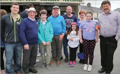  ?? Photo by Sheila Fitzgerald. ?? Eoin, Timmy and Sheila O’ Sullivan, Michael O’ Connor, Pa, Batt, Kate, Eileen, and Katie Cotter enjoying the Con Curtin Traditiona­l Music Festival in Brosna.