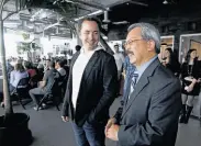  ?? Paul Chinn / The Chronicle ?? Dropbox co-founder Drew Houston (left) gives S.F. Mayor Ed Lee a tour of the headquarte­rs in April.