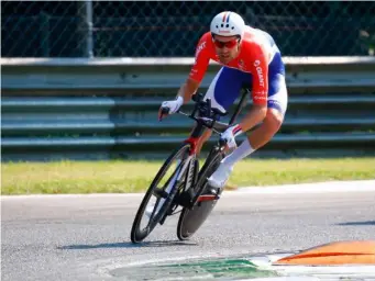  ?? (Getty) ?? Dumoulin becomes the first Dutchman to win the Italian race