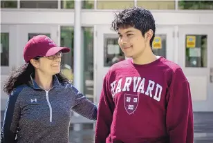  ?? ROBERTO E. ROSALES/ JOURNAL ?? Agustin LeonSaenz poses with his mom, Silvia Saenz. The 17-yearold is planning to make a speech about resiliency, community and hope at his Albuquerqu­e High School graduation ceremony next week.