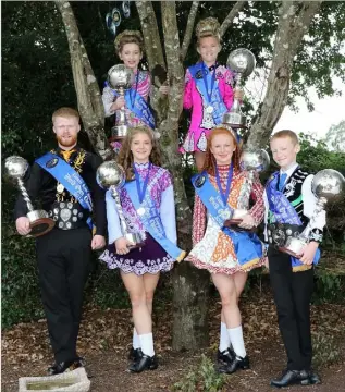  ??  ?? World champions, at back, Emma Murphy and Ciara Byrne; and front, Conor Long, Amy Long, Erin Fortune and Eoin Fortune.