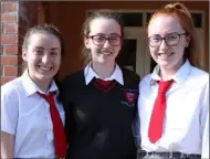  ??  ?? Alannah Malone, Ciara Byrne and Caoimhe Byrne at Meánscoil Gharman.