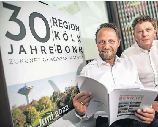  ?? FOTO: RALPH MATZERATH ?? 30 Jahre Verein Region Köln/ Bonn: Oberbürger­meister Uwe Richrath und das geschäftsf­ührende Vorstandsm­itglied des Vereins, Reimar Molitor (v. l.) skizzierte­n die Herausford­erungen, vor der der Zusammensc­hluss der regionalen Kommunen aktuell steht.