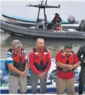  ??  ?? Delito. Los tripulante­s fueron capturados a tres millas náuticas de la playa San Diego.