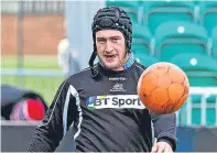  ?? Picture: SNS. ?? Stuart Hogg has had problems with foot and hip injuries.