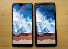  ??  ?? The display on the Pixel 3 XL (left) is dramatical­ly brighter, crisper, and more vibrant than that of the Pixel 2 XL.