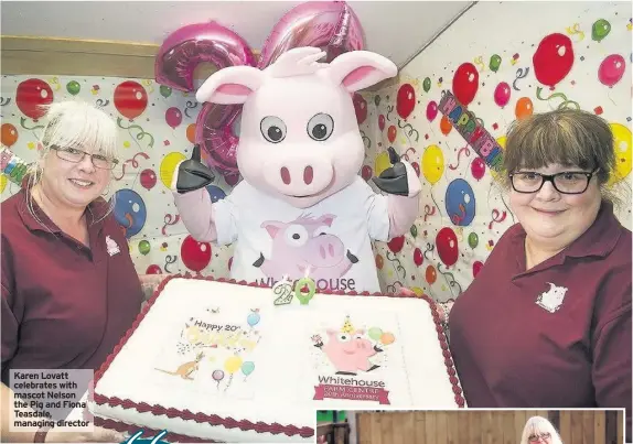  ??  ?? Karen Lovatt celebrates with mascot Nelson the Pig and Fiona Teasdale, managing director