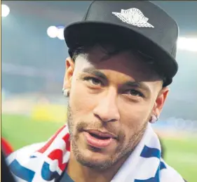  ?? FOTO: AP ?? Neymar sigue en boca de todos El brasileño celebró su primera Ligue 1 con el PSG