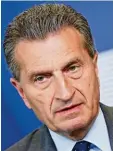  ?? Foto: dpa ?? Stellt sich den Fragen der EU Parlamen tarier: Günther Oettinger.
