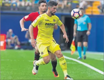  ??  ?? CUATRO MILLONES. Álvaro González se marchó al Villarreal en el último día del mercado de verano.